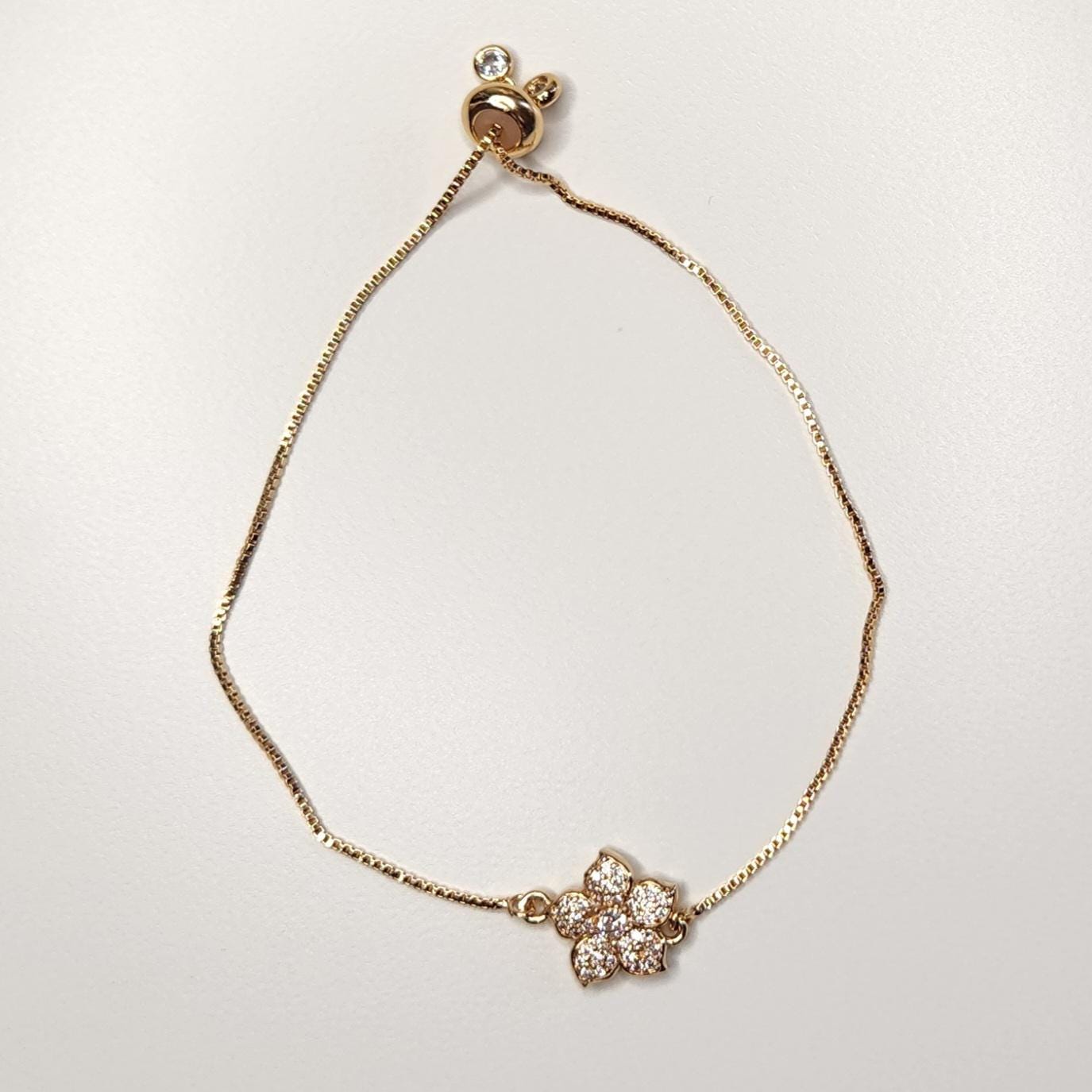 Handmade flower adjustable bracelet