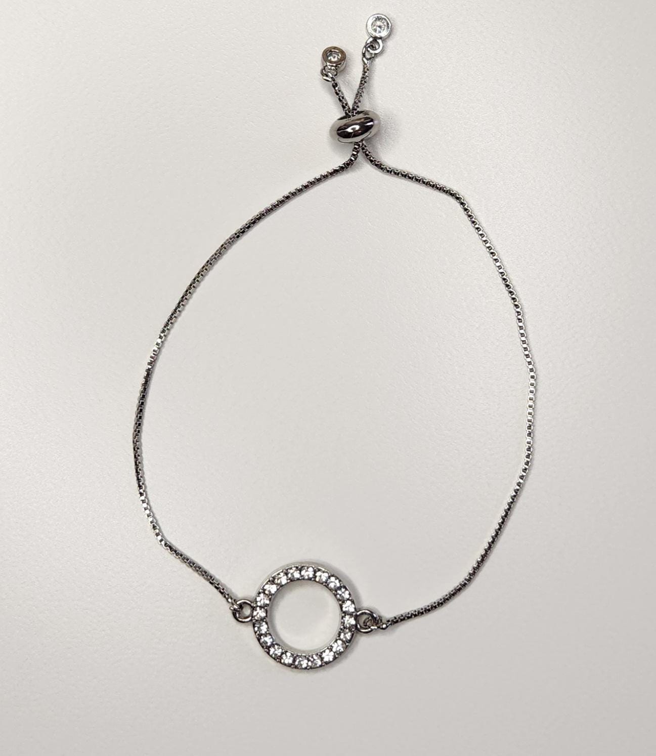 Handmade circle adjustable bracelet
