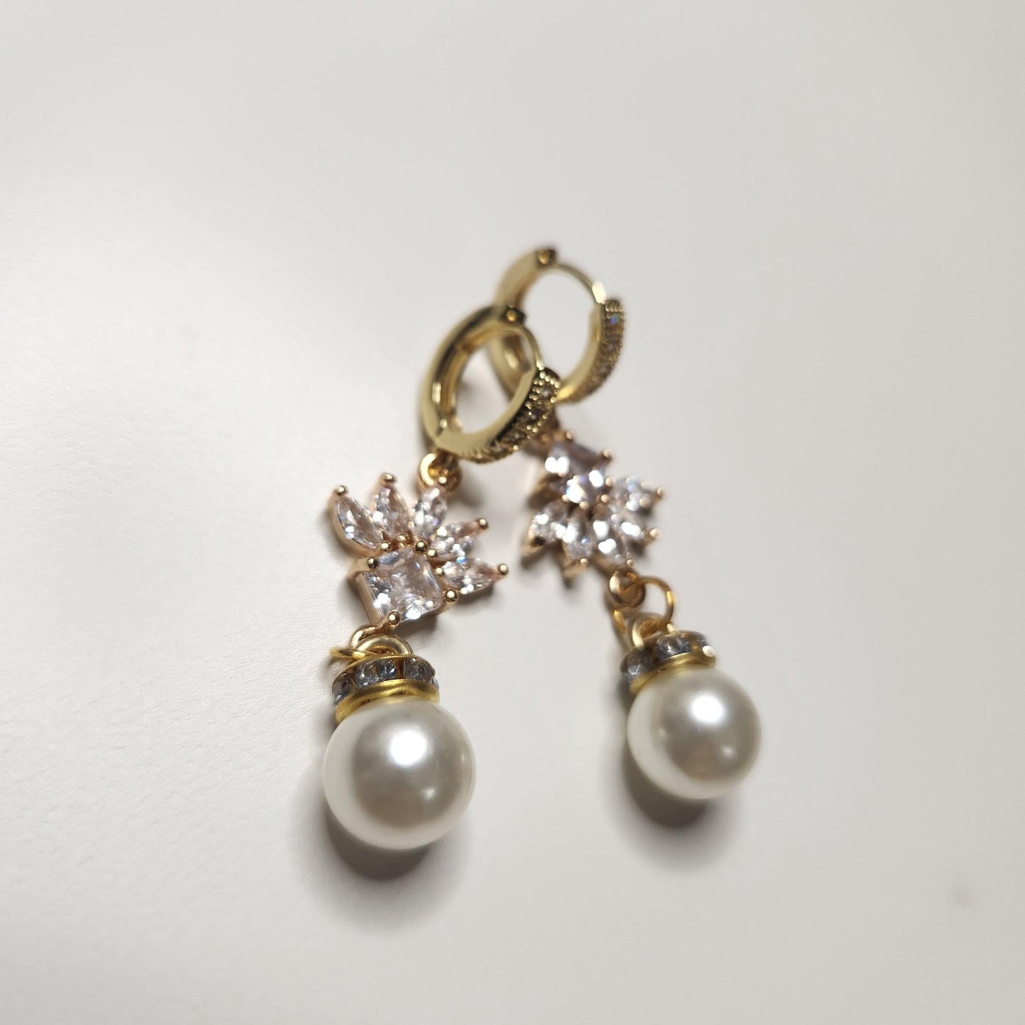 HANDMADE 18k gold plated huggie hoop with pearl details