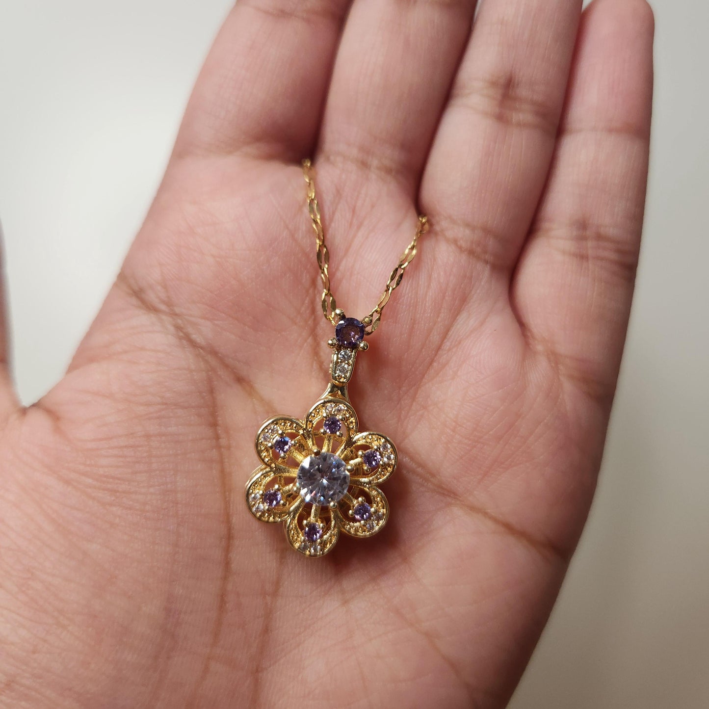 18k gold plated tarnish free anxiety reducing flower necklace