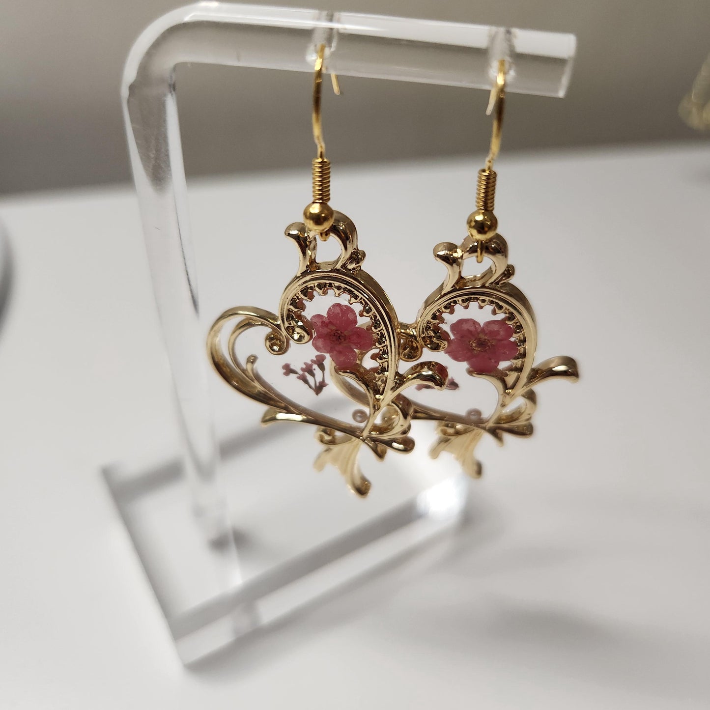 Resin pink real pressed flower heart dangle earrings 18k plated