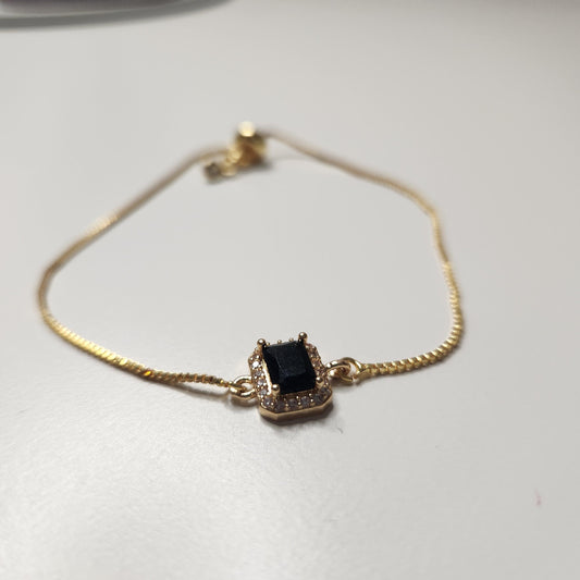 Handmade adjustadjustable black square gold plated bracelet