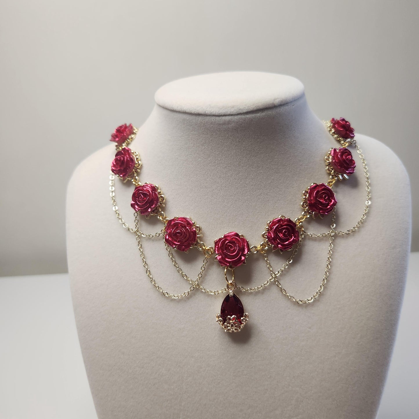 HANDMADE Gothic fairycore red rose chain necklace