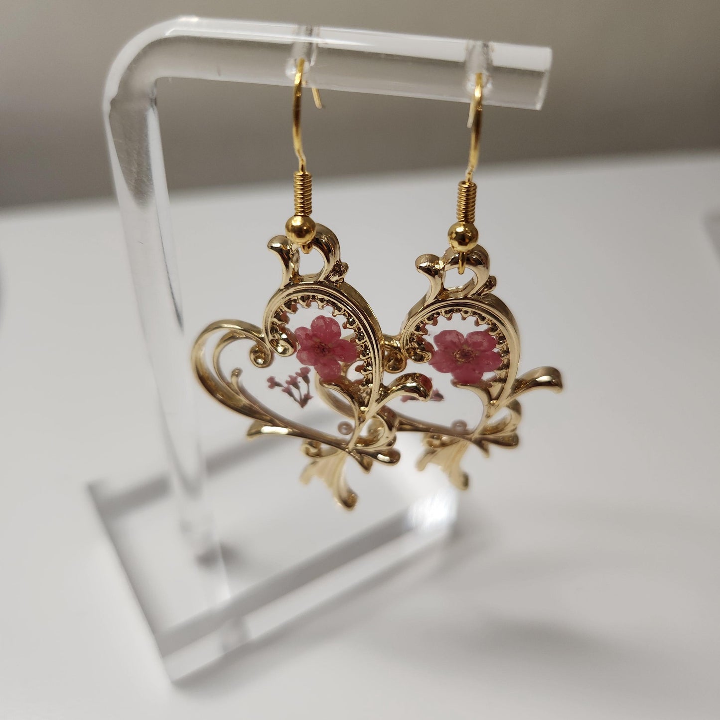 Resin pink real pressed flower heart dangle earrings 18k plated